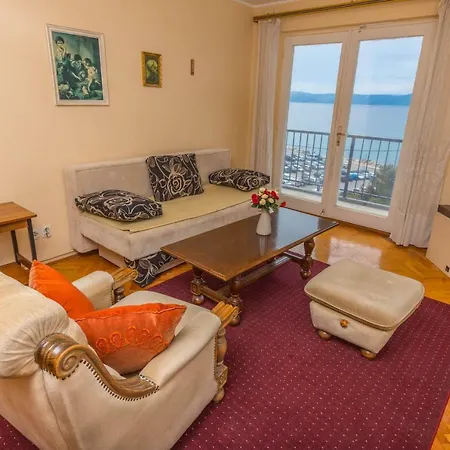 Apartment Center